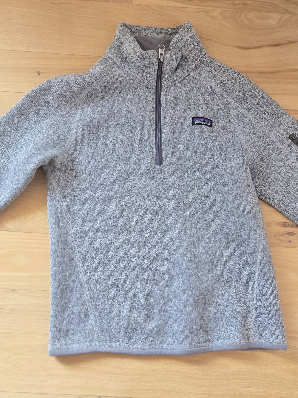 Patagonia Men's Gray Quarter-Zip Fleece Sweater